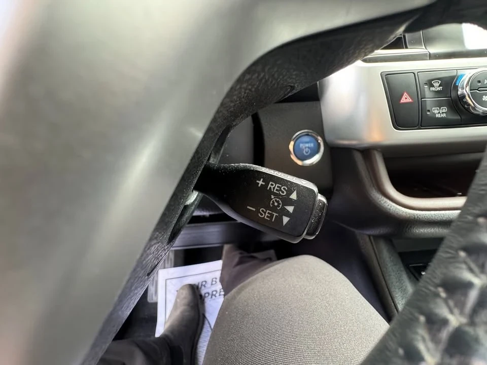 2016 Toyota Highlander - Image 19 of 20
