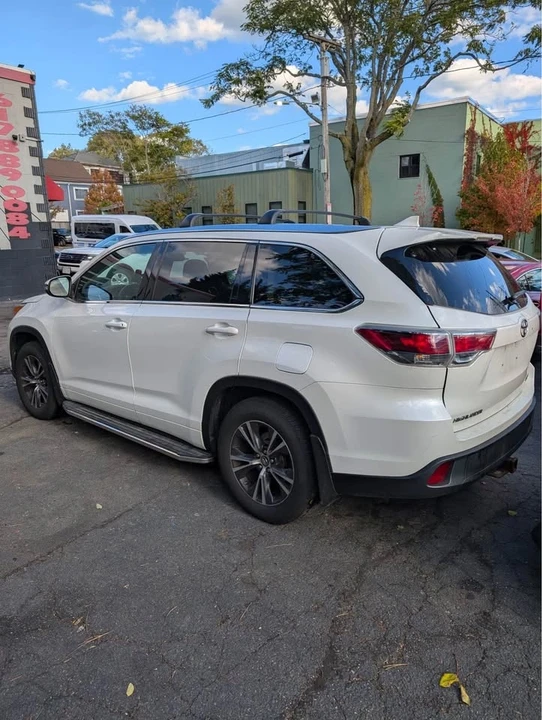 2016 Toyota Highlander - Image 3 of 7