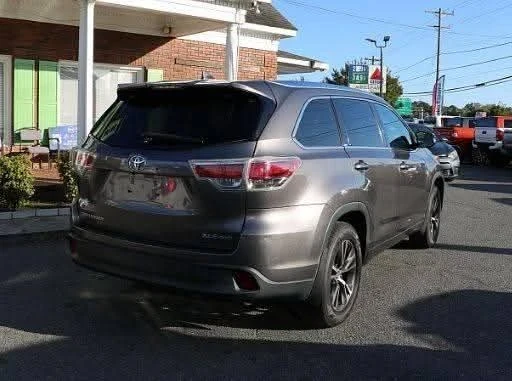 2016 Toyota Highlander - Image 5 of 6