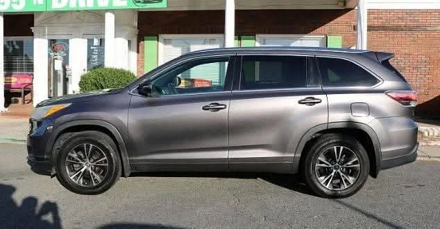 2016 Toyota Highlander - Image 3 of 6