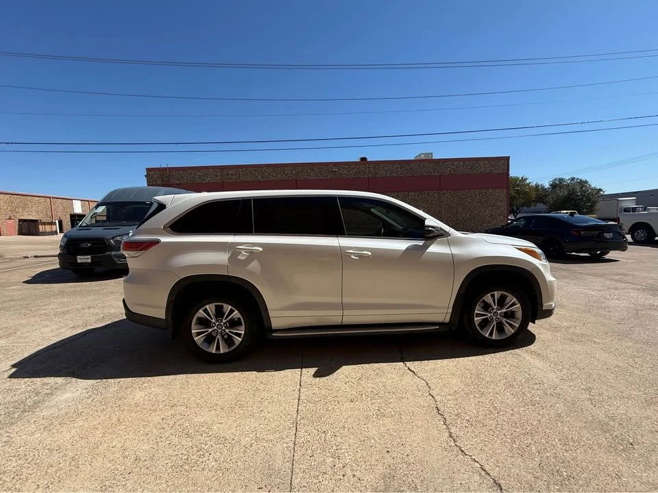 2016 Toyota Highlander - Image 5 of 13