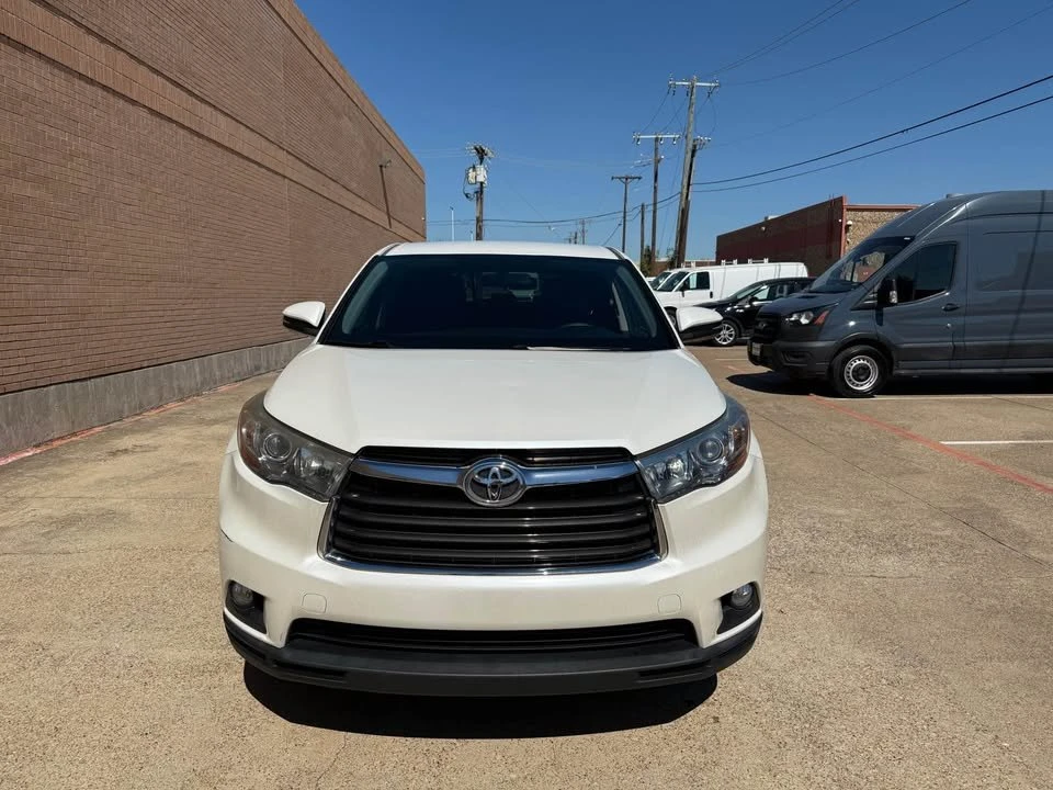 2016 Toyota Highlander - Image 2 of 13