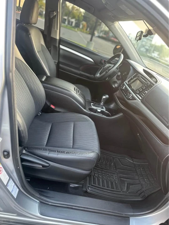 2016 Toyota Highlander - Image 17 of 20