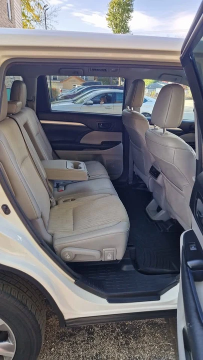 2016 Toyota Highlander - Image 11 of 14