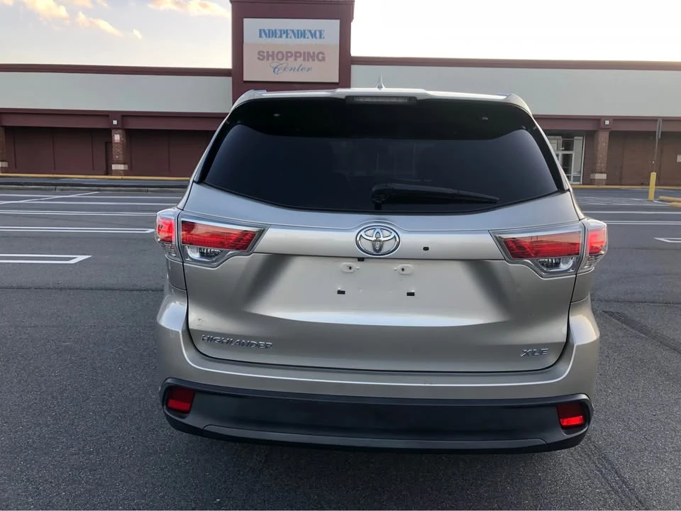 2016 Toyota Highlander - Image 4 of 14
