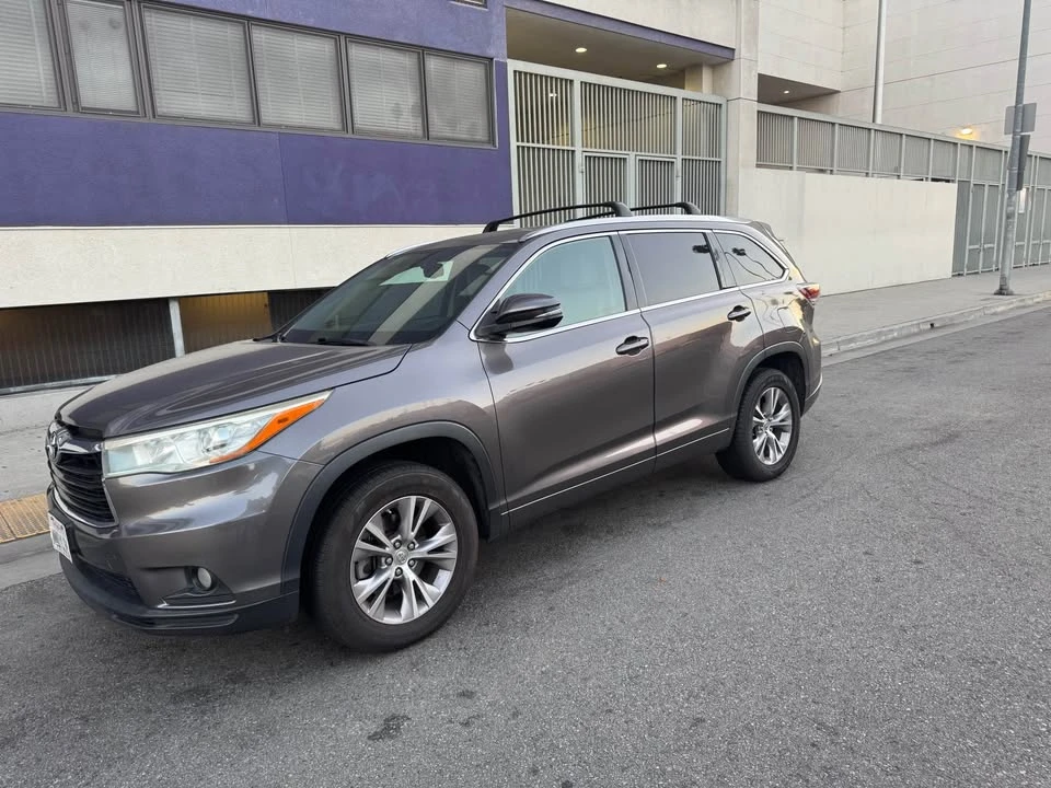 2016 Toyota Highlander - Image 4 of 19