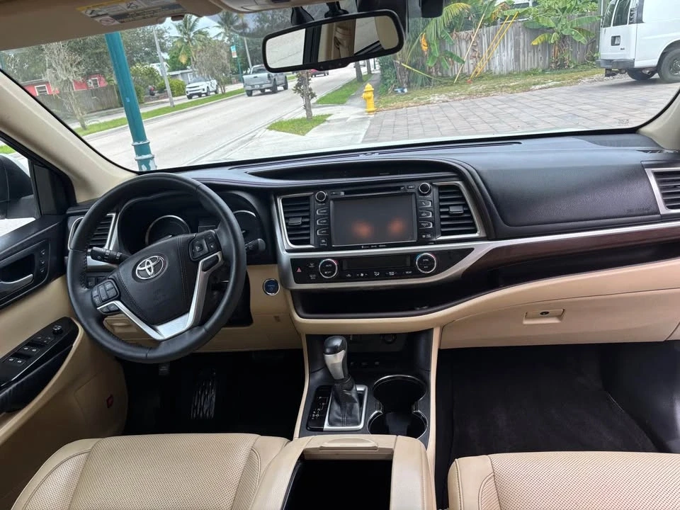 2016 Toyota Highlander - Image 13 of 13