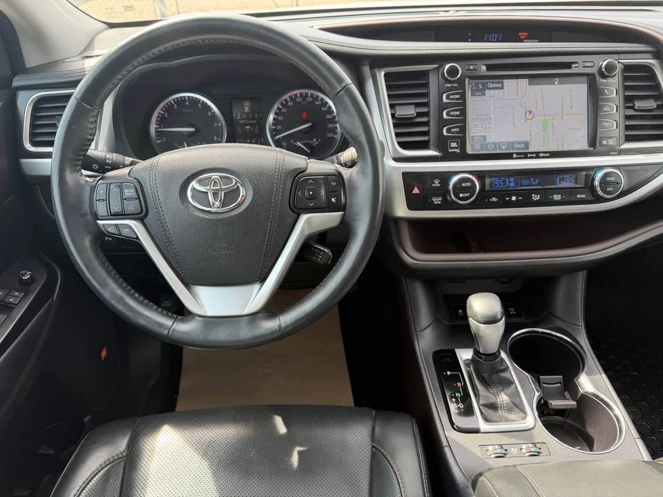 2016 Toyota Highlander - Image 15 of 19