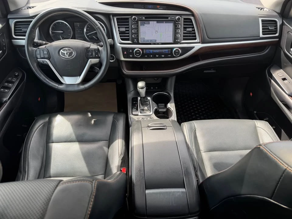 2016 Toyota Highlander - Image 14 of 19
