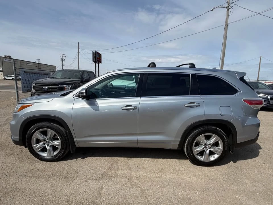2016 Toyota Highlander - Image 7 of 19