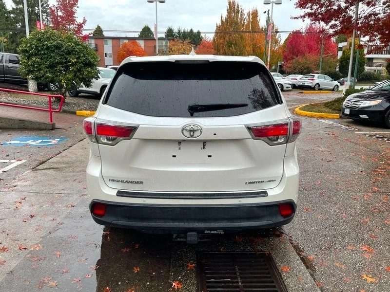 2016 Toyota Highlander - Image 5 of 12