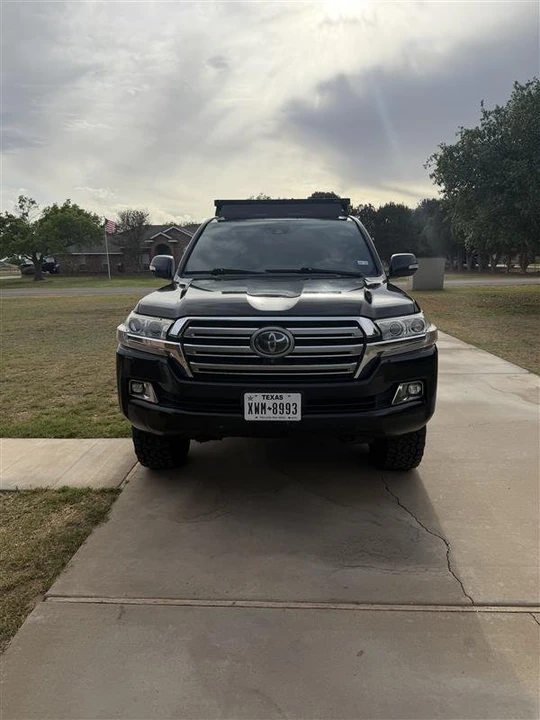 2016 Toyota Land Cruiser - Image 2 of 9
