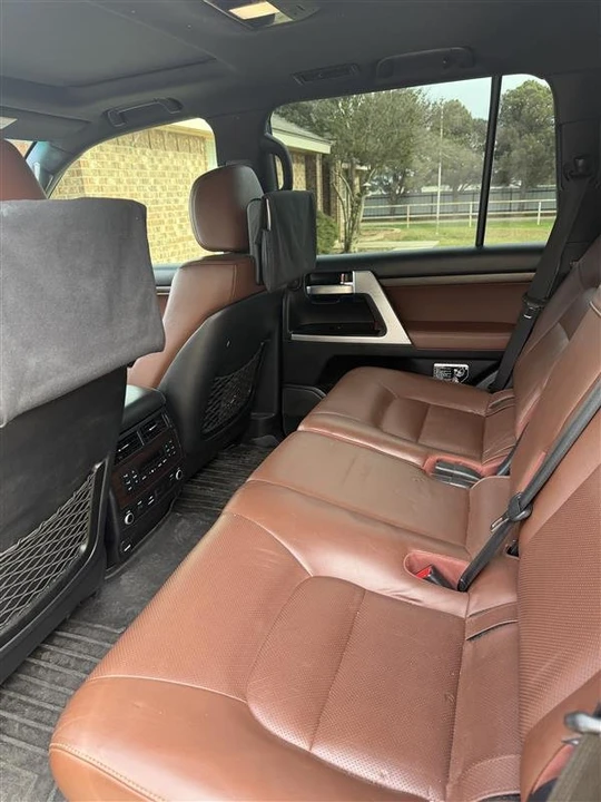 2016 Toyota Land Cruiser - Image 6 of 9