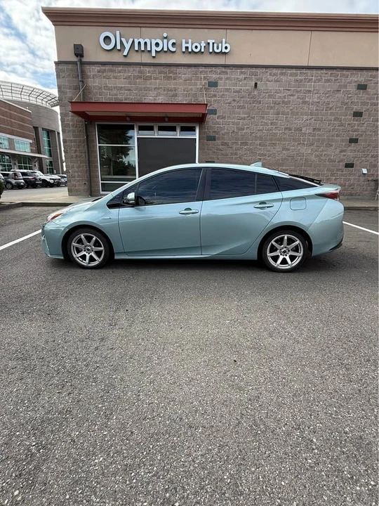 2016 Toyota Prius 4th Gen - Image 7 of 15