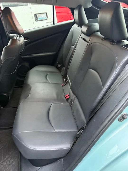 2016 Toyota Prius 4th Gen - Image 14 of 15