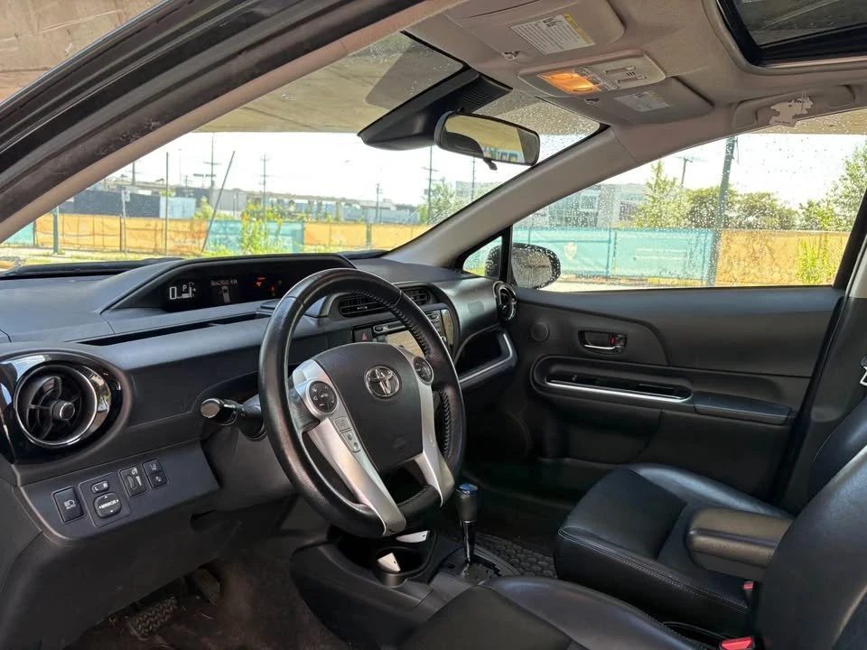 2016 Toyota Prius - Image 20 of 20