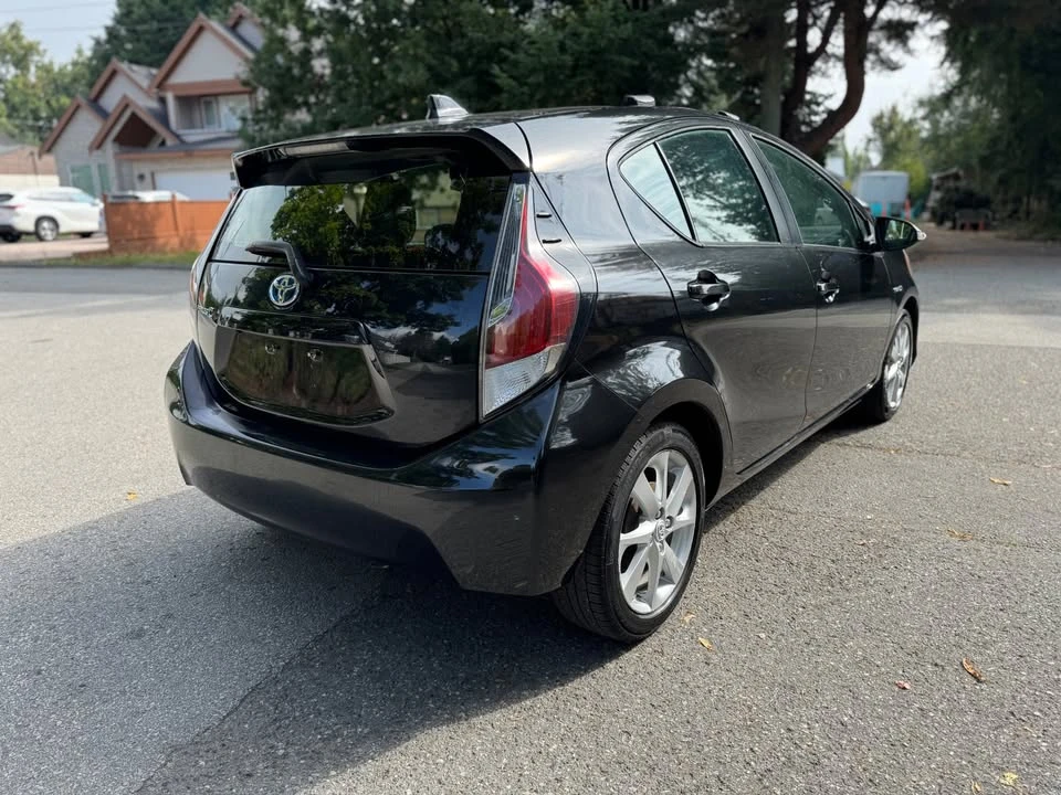 2016 Toyota Prius 4th Gen - Image 6 of 17