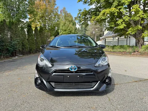 2016 Toyota Prius C Technology