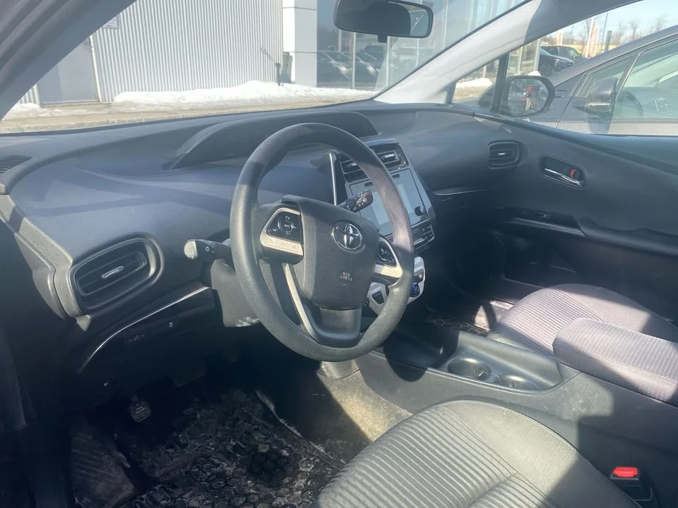 2016 Toyota Prius 4th Gen - Image 3 of 3