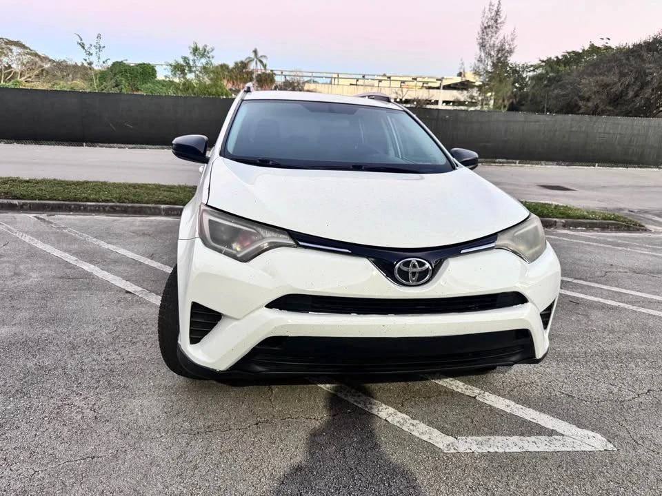 2016 Toyota RAV4 4th Gen - Image 6 of 7