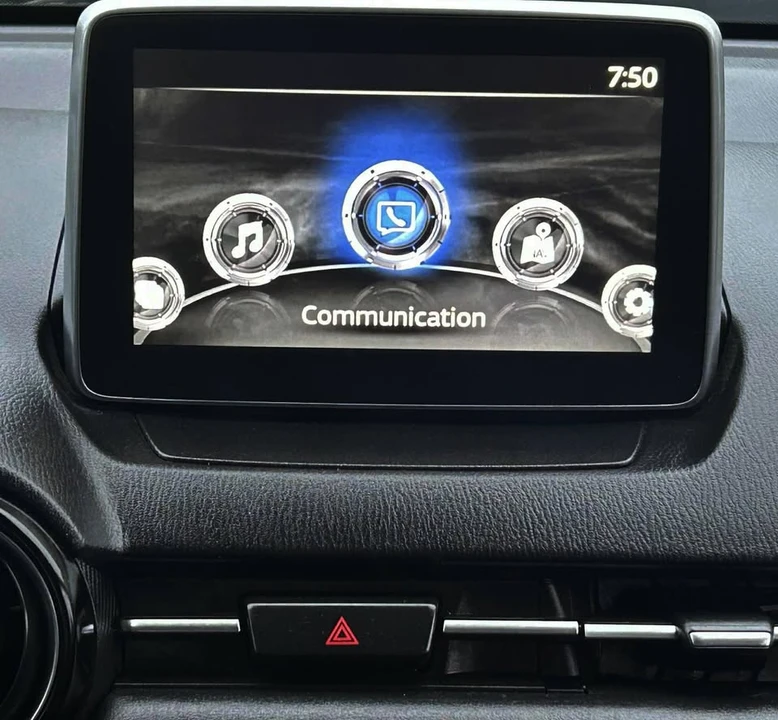 2016 Toyota Yaris - Image 7 of 18