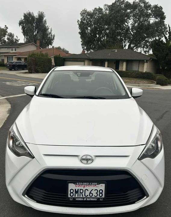 2016 Toyota Yaris - Image 4 of 18