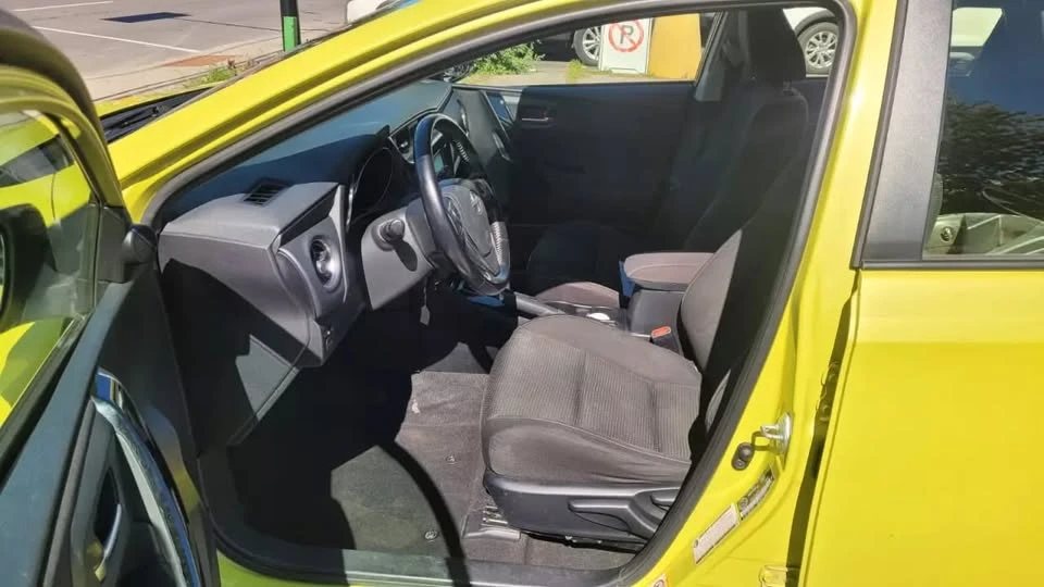 2016 Toyota Corolla 11th Gen - Image 4 of 12