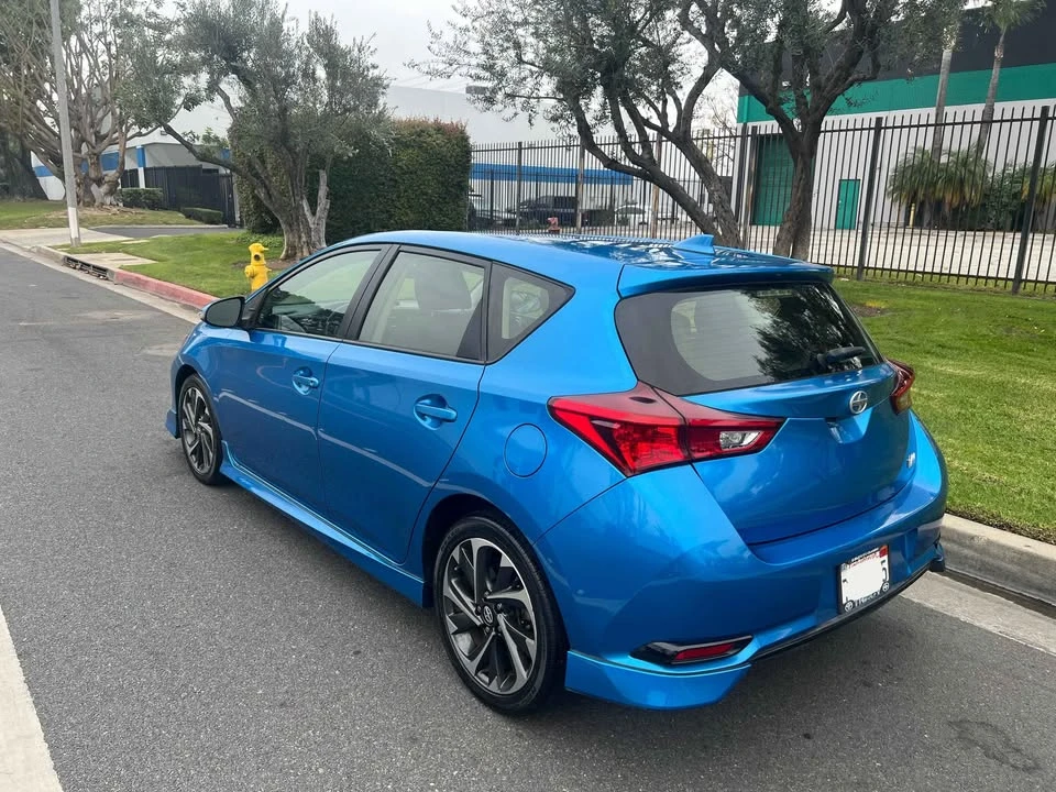 2016 Scion iM - Image 10 of 11
