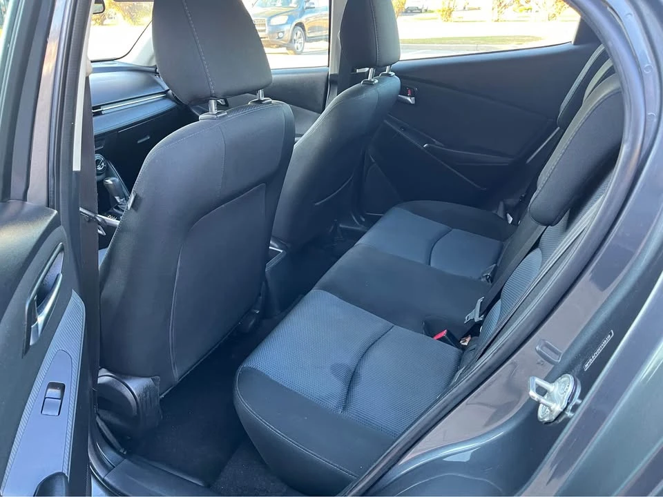 2016 Toyota Yaris - Image 4 of 13