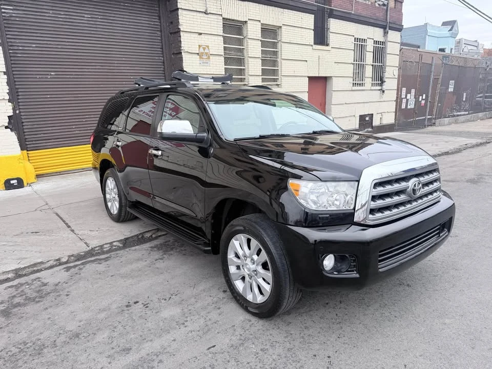 2016 Toyota Sequoia 2nd Gen - Image 2 of 14