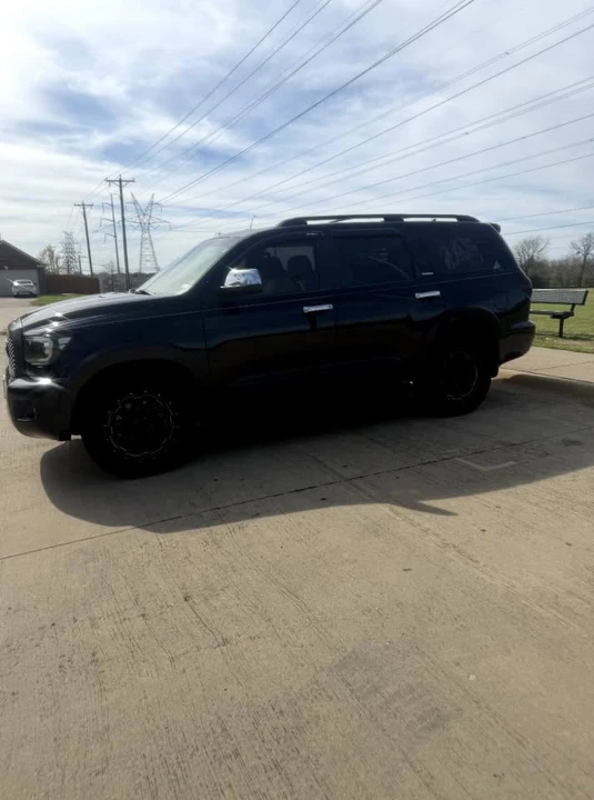 2016 Toyota Sequoia 2nd Gen - Image 3 of 17