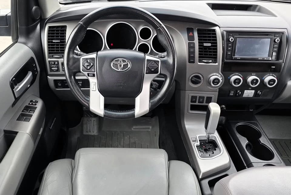 2016 Toyota Sequoia 2nd Gen - Image 10 of 20