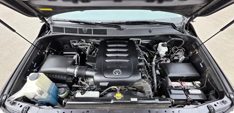 2016 Toyota Sequoia 2nd Gen - Image 8 of 20