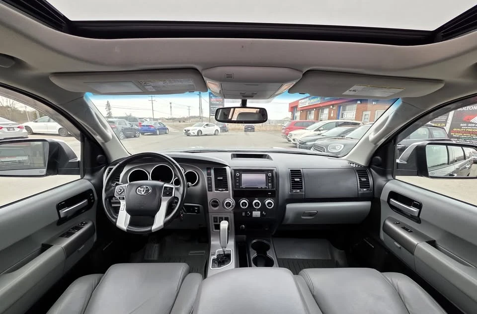 2016 Toyota Sequoia 2nd Gen - Image 17 of 20