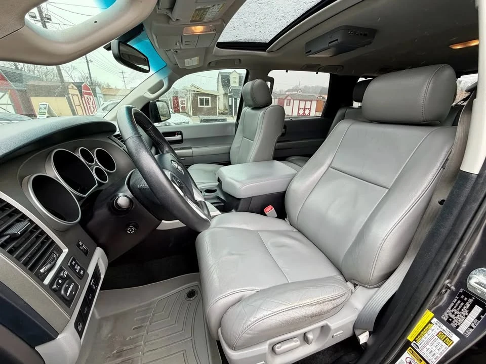 2016 Toyota Sequoia 2nd Gen - Image 11 of 20