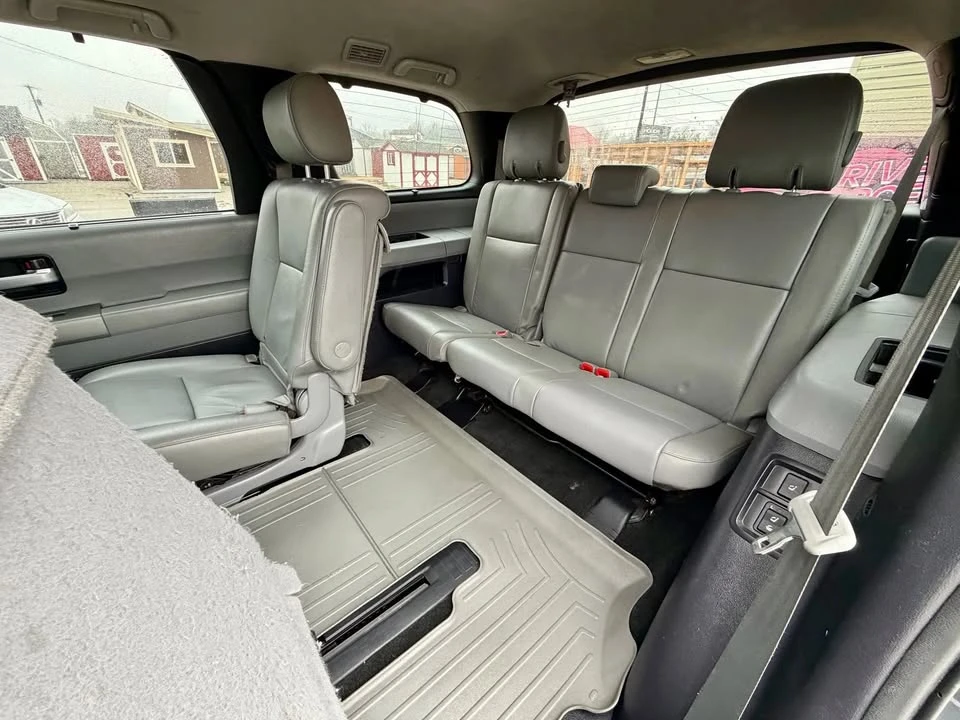 2016 Toyota Sequoia 2nd Gen - Image 13 of 20