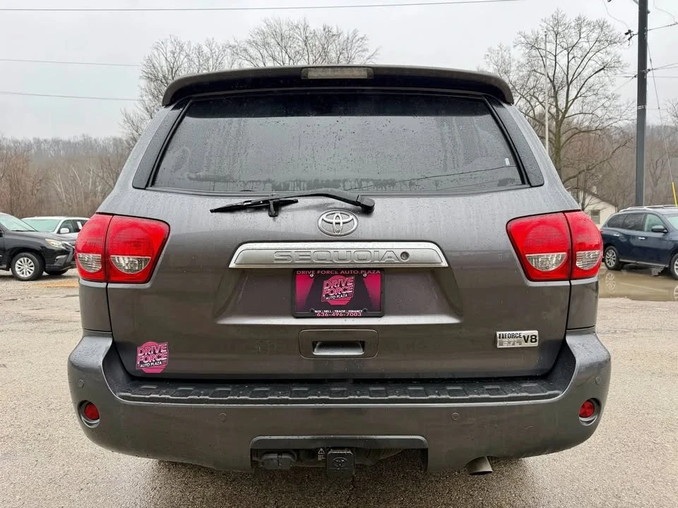 2016 Toyota Sequoia 2nd Gen - Image 7 of 20