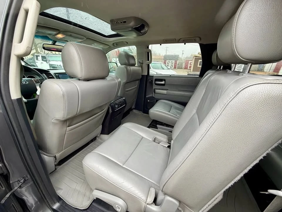 2016 Toyota Sequoia 2nd Gen - Image 12 of 20