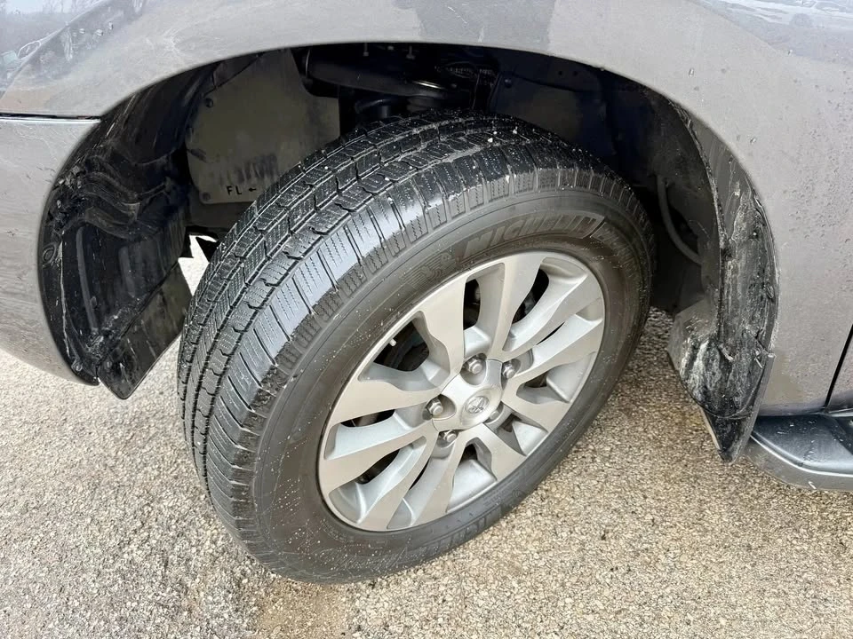 2016 Toyota Sequoia 2nd Gen - Image 10 of 20