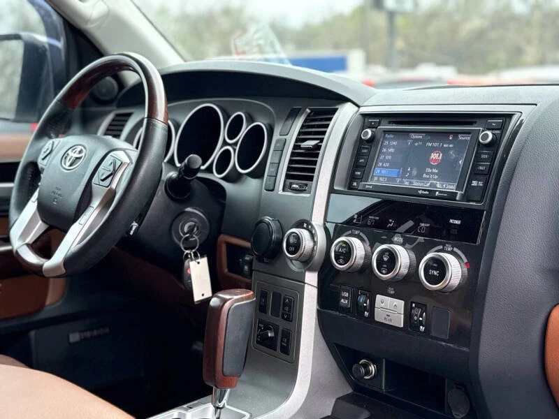 2016 Toyota Sequoia 2nd Gen - Image 19 of 20
