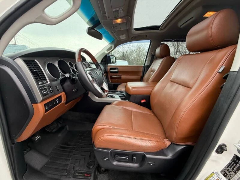 2016 Toyota Sequoia 2nd Gen - Image 9 of 20