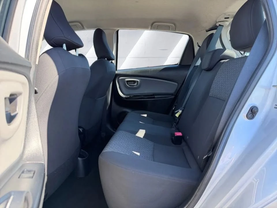 2016 Toyota Yaris - Image 11 of 19