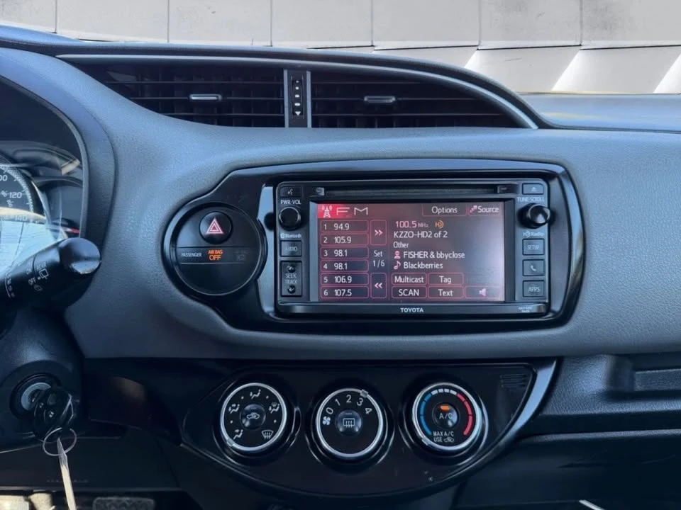 2016 Toyota Yaris - Image 14 of 19