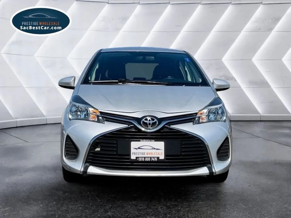 2016 Toyota Yaris - Image 2 of 19