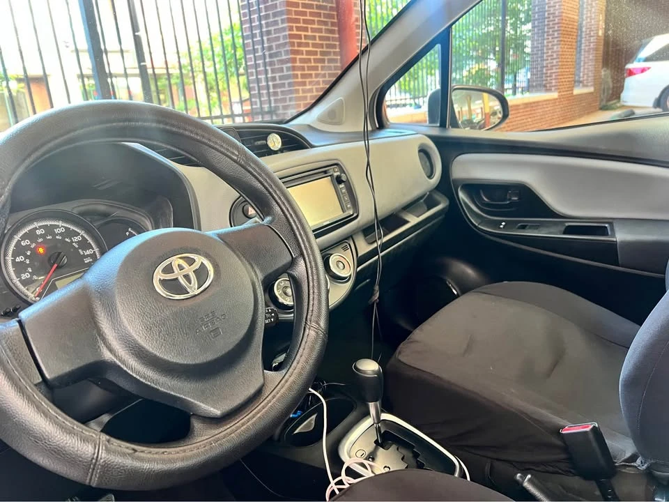 2016 Toyota Yaris - Image 5 of 7