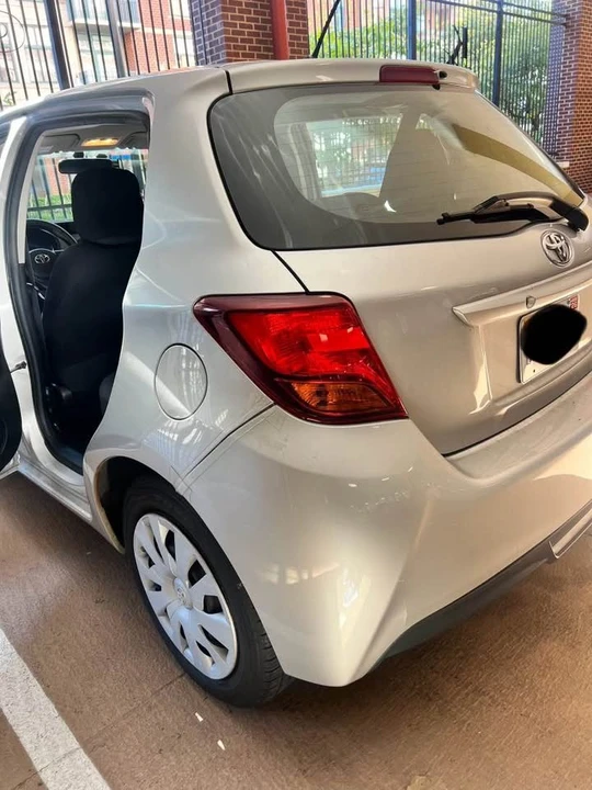 2016 Toyota Yaris - Image 3 of 7