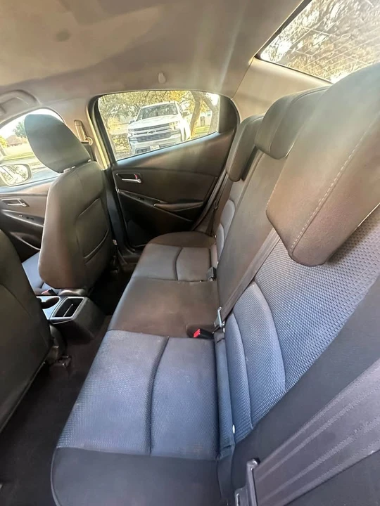 2016 Toyota Yaris - Image 7 of 10