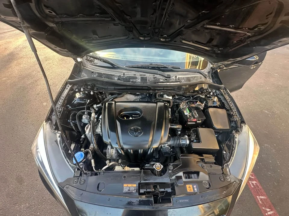 2016 Toyota Yaris - Image 10 of 10