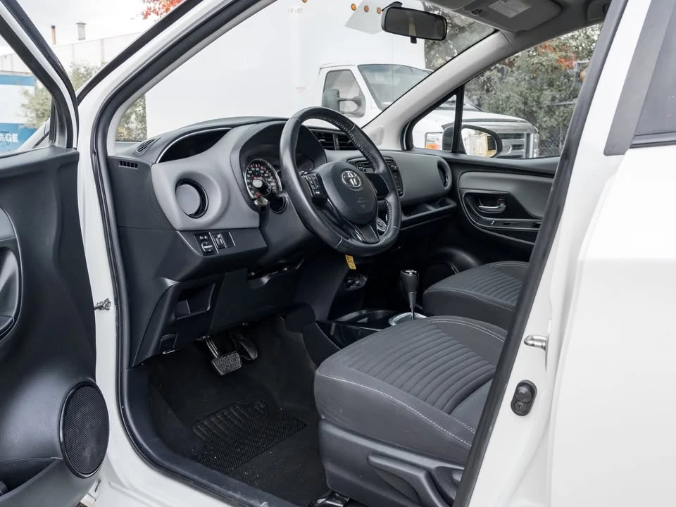 2016 Toyota Yaris - Image 7 of 20