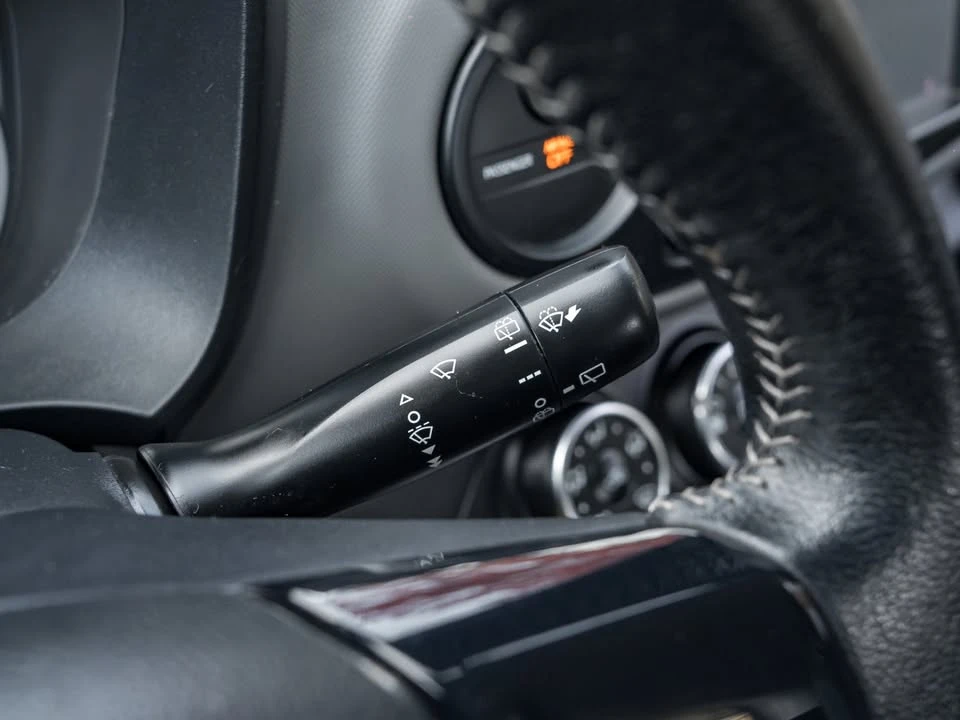 2016 Toyota Yaris - Image 12 of 20